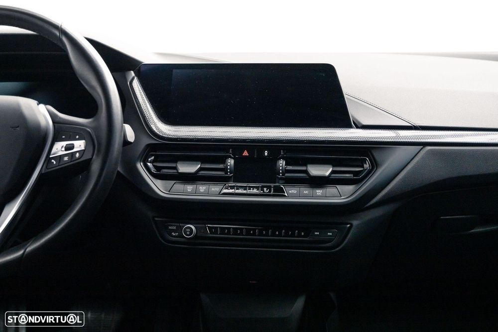 BMW 116 d Line Sport Auto - 17