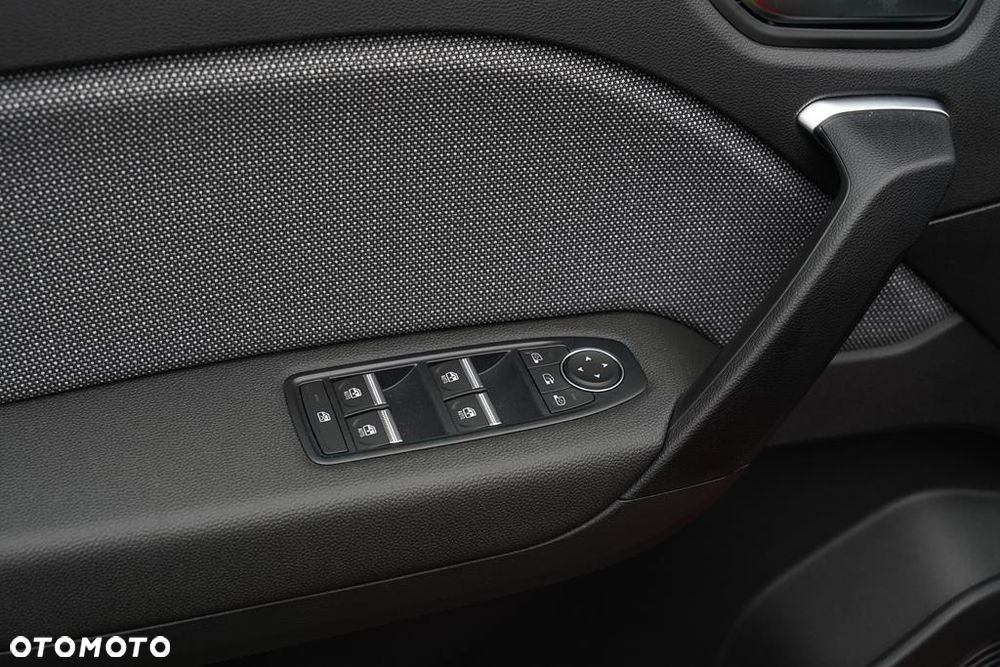 Renault Captur 1.0 TCe Techno - 8