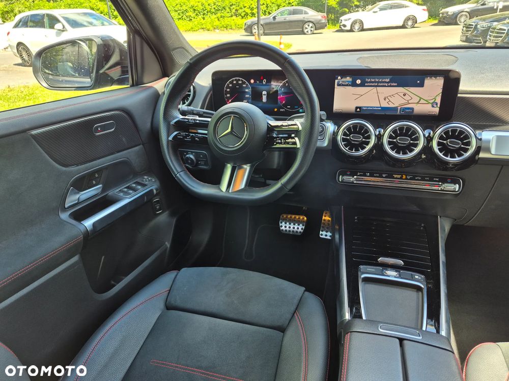 Mercedes-Benz GLB 200 AMG Line 7G-DCT - 15