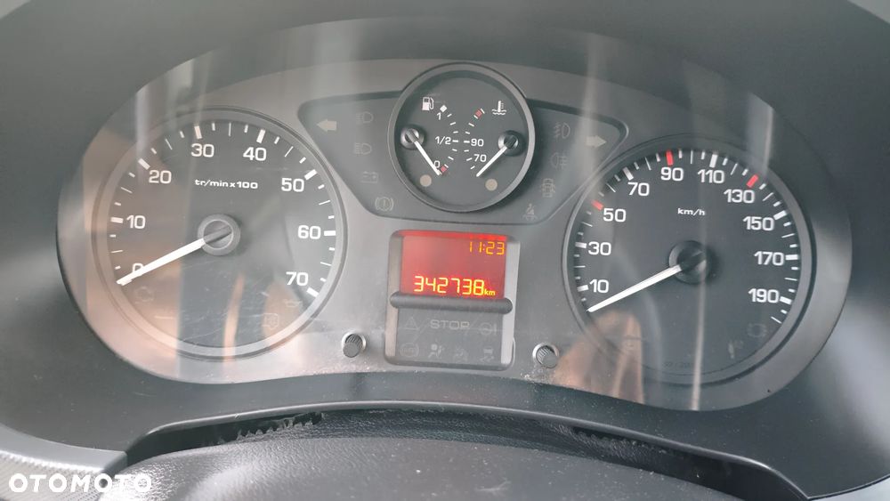 Peugeot PARTNER - 13