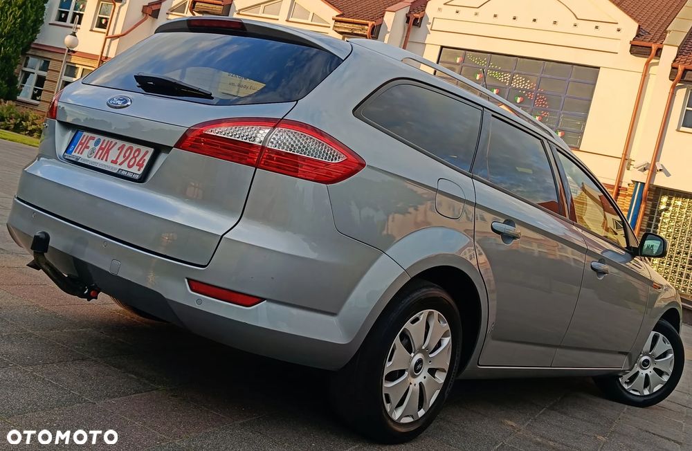 Ford Mondeo 2.0 Ambiente - 15