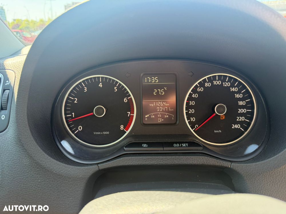 Volkswagen Polo - 4