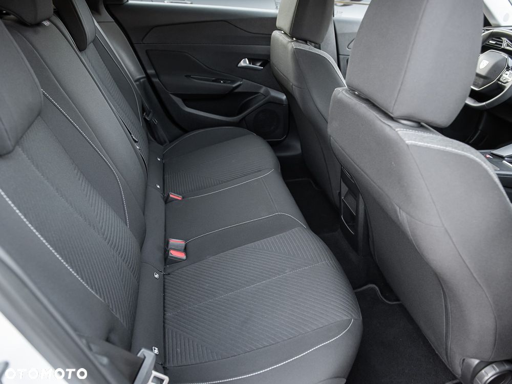 Peugeot 308 BlueHDi 130 EAT6 Stop & Start Active Business-Paket - 25