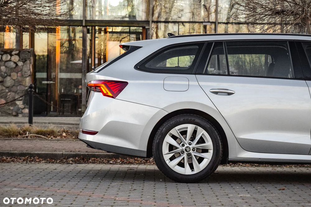Skoda Octavia 1.5 TSI ACT Ambition - 17