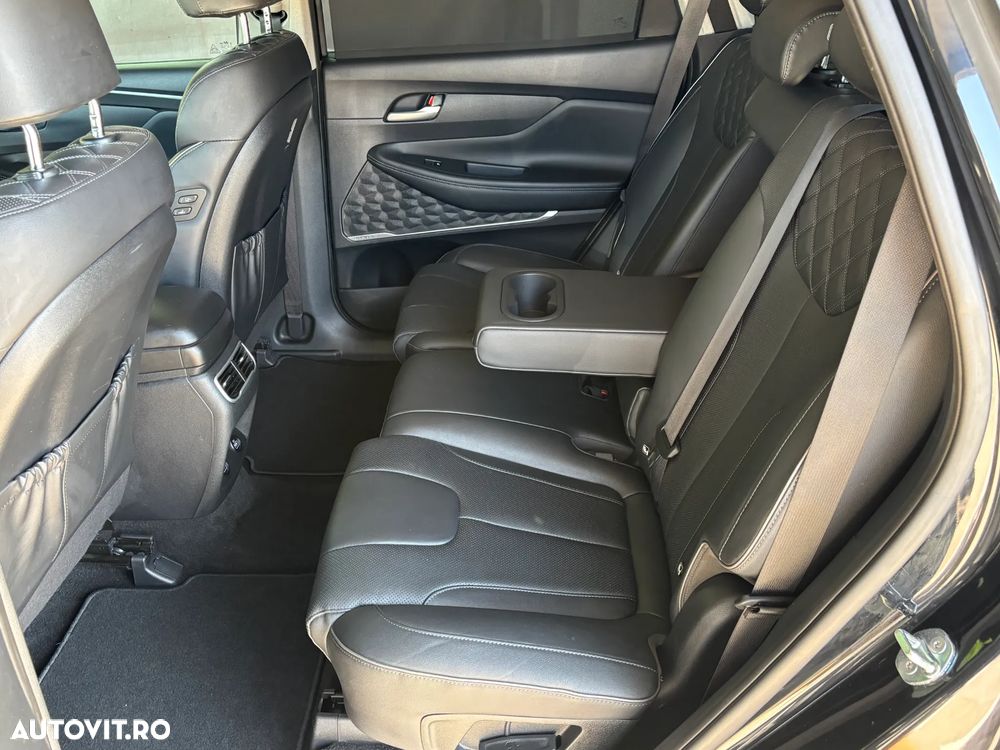 Hyundai Santa Fe 1.6 Plugin-Hybrid 4WD SEVEN Prime - 19