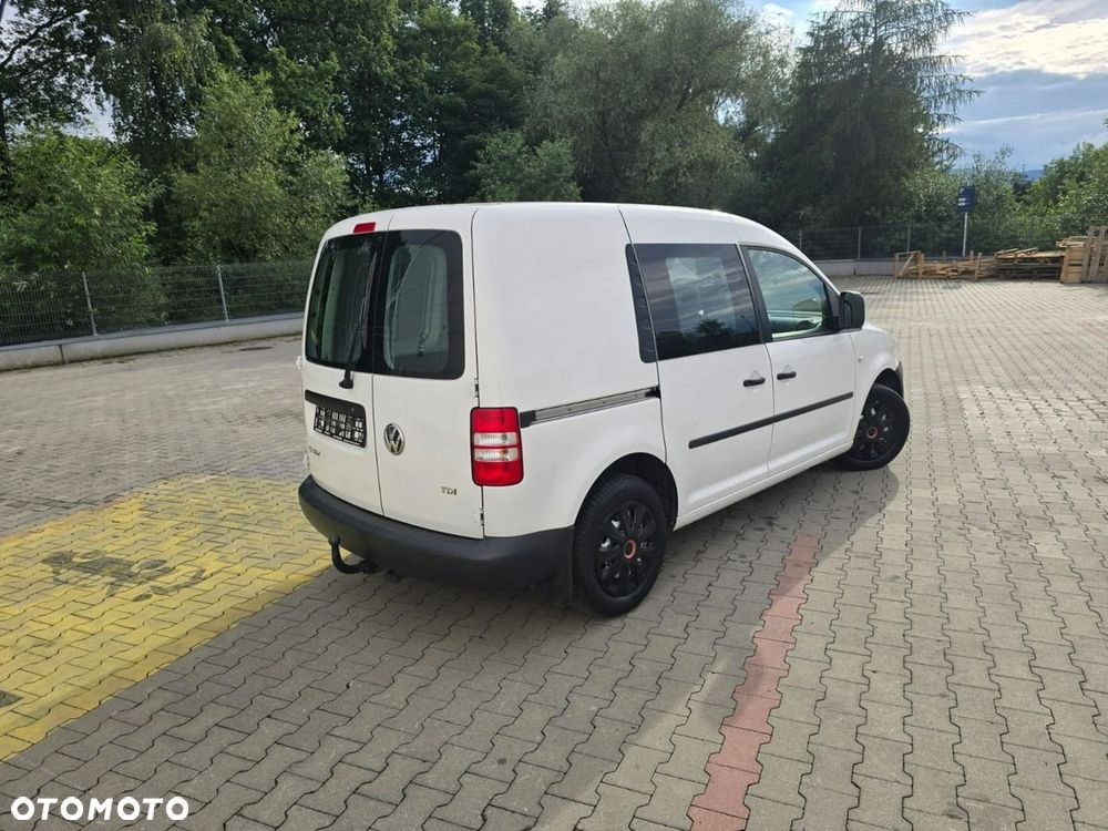 Volkswagen Caddy - 9
