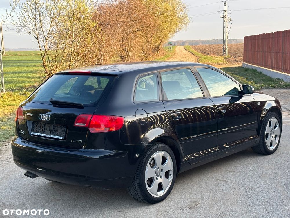 Audi A3 Sportback - 10