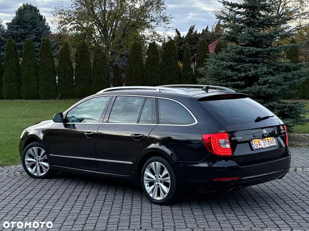 Skoda Superb 2.0 TSI Elegance DSG - 7