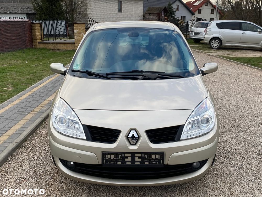 Renault Scenic 1.6 16V Expression - 9