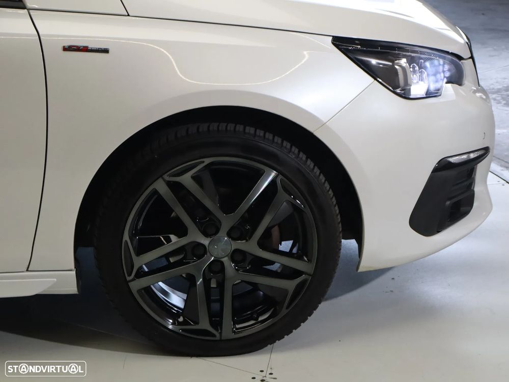 Peugeot 308 1.2 PureTech GT Line EAT8 - 11