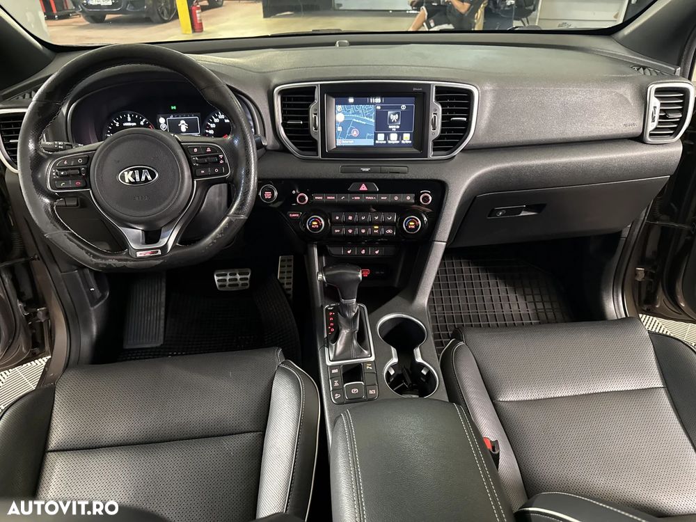 Kia Sportage - 10