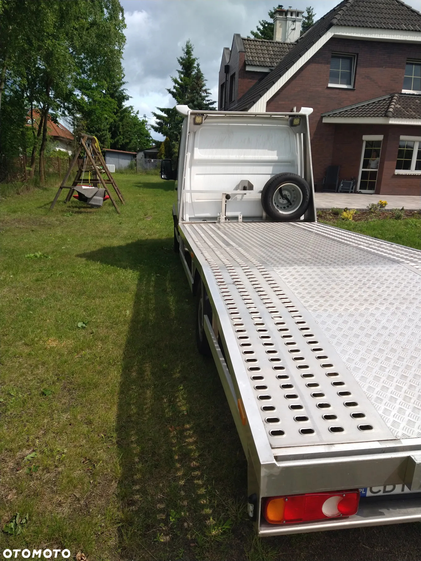 Mercedes-Benz Sprinter - 2