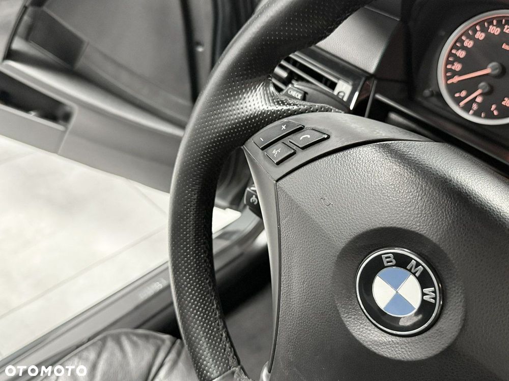 BMW Seria 5 520i - 20