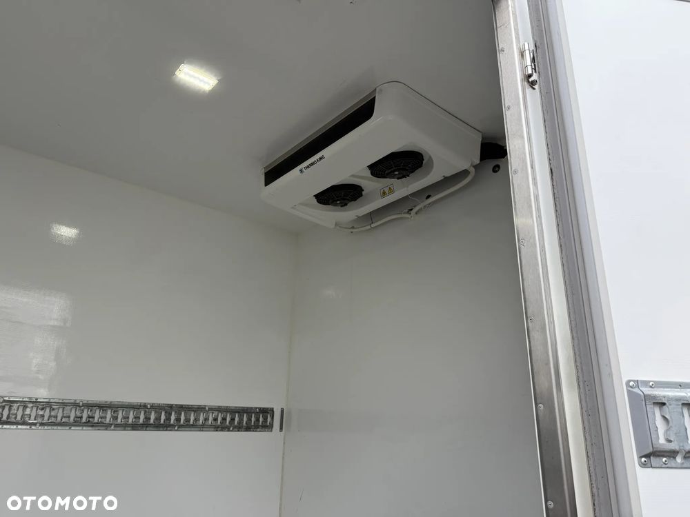 Mercedes-Benz Sprinter 3,0 Chłodnia Mroźnia Winda - 19