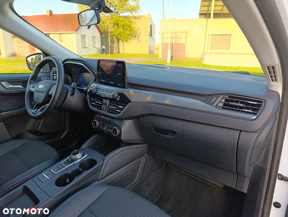Ford Kuga - 20