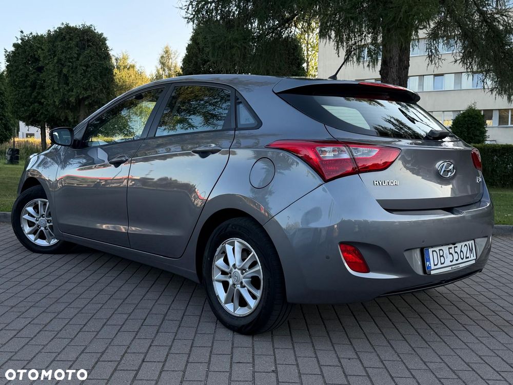 Hyundai i30 1.4 Premium - 35