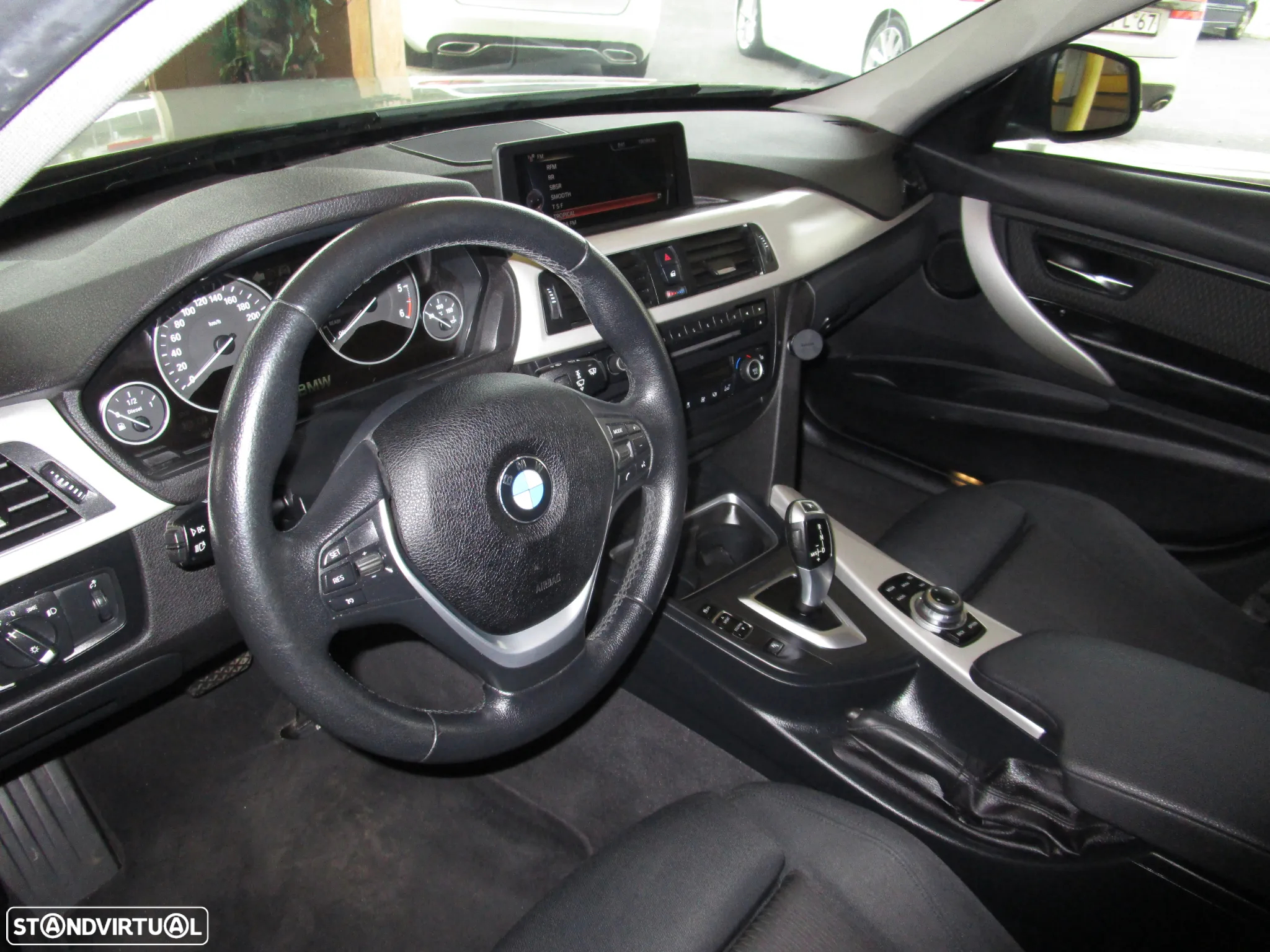 BMW 320 d Touring Aut. Sport Line - 16