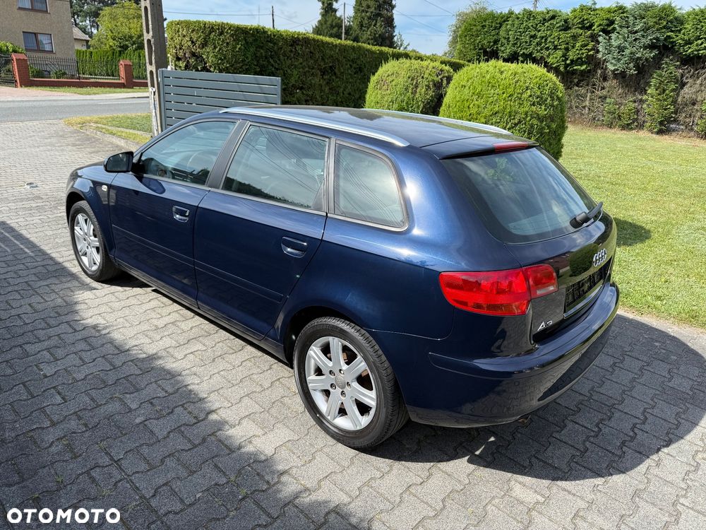Audi A3 Sportback - 3