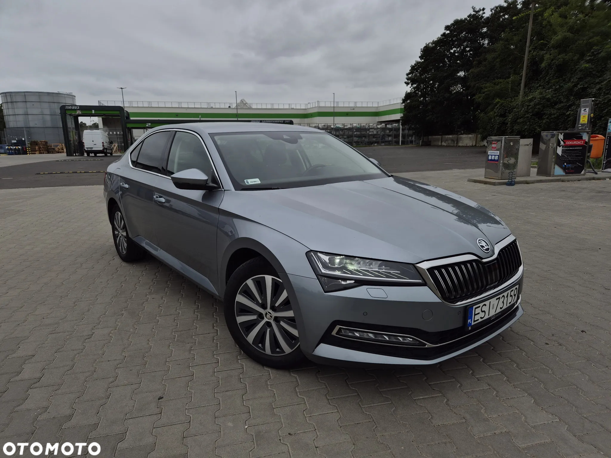 Skoda Superb 2.0 TSI Style DSG - 11