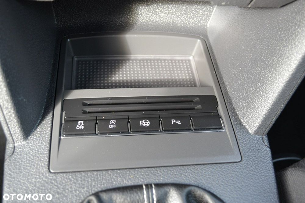 Volkswagen Touran 2.0 TDI DPF Life - 25