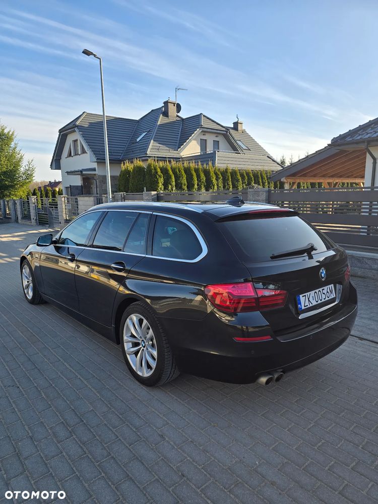 BMW Seria 5 520d Luxury Line - 2