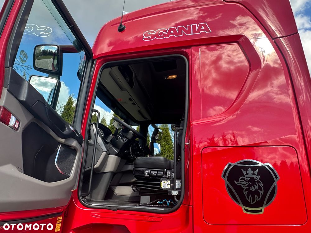 Scania / R500 / 6X2 / HAKOWIEC / Oś-SKRĘTNA-PODNOSZONA / - 28