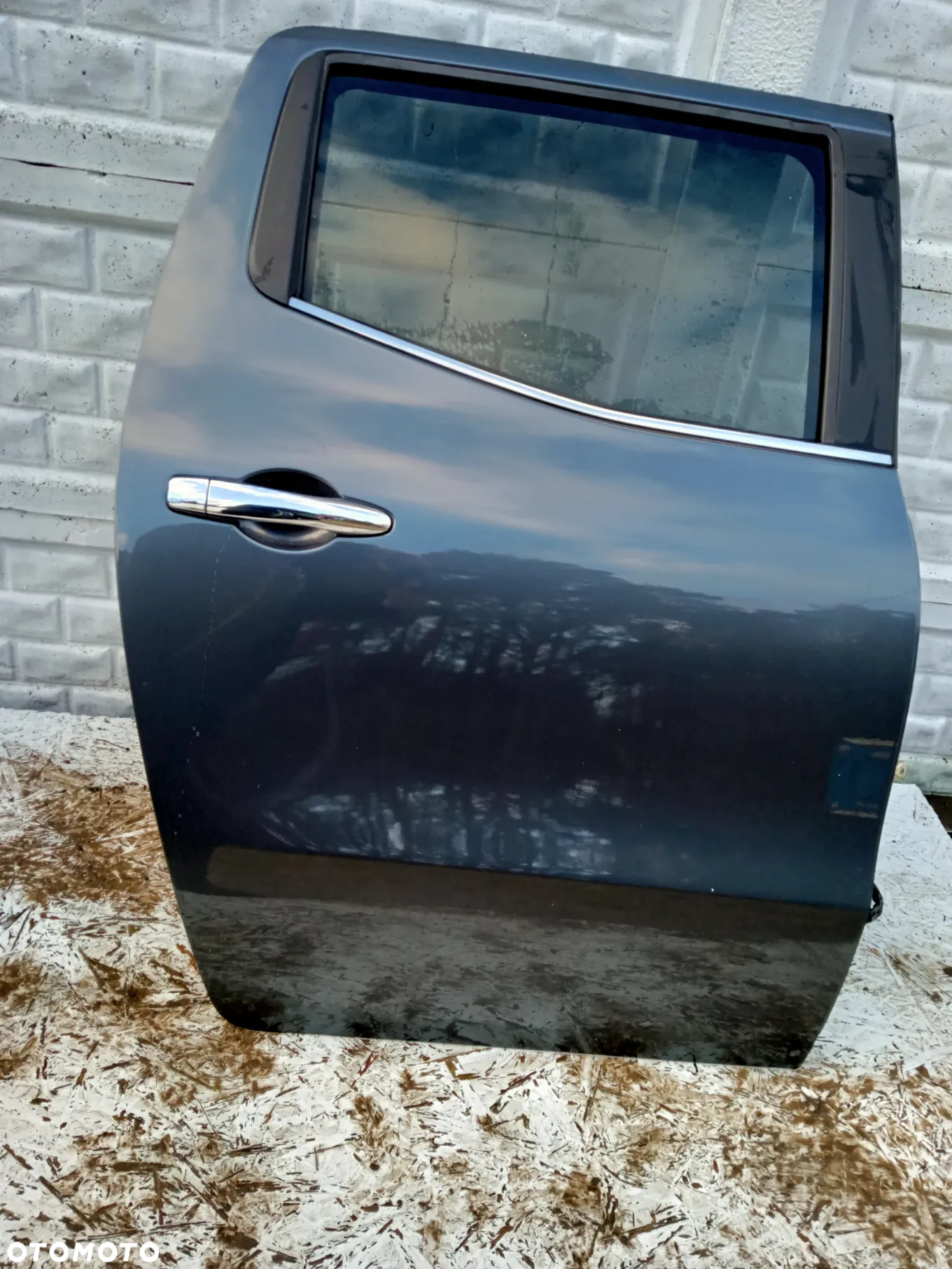 DRZWI PRAWE TYŁ TYLNE MERCEDES X-KLASA W470 7259 - 2