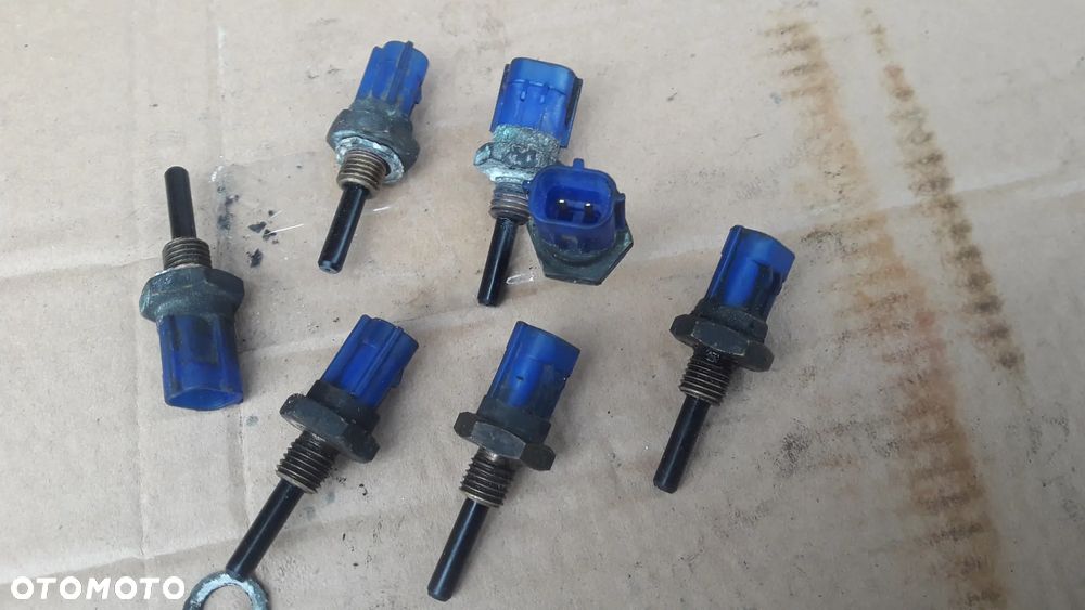 Mazda 3 5   6 CX-7 05-10 2.0 citd  Czujnik  ciśnienia powietrza chłodnicy - 2