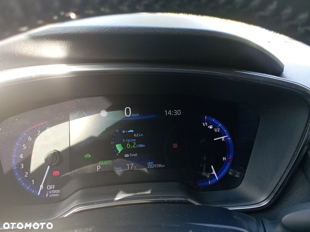 Toyota Corolla - 16