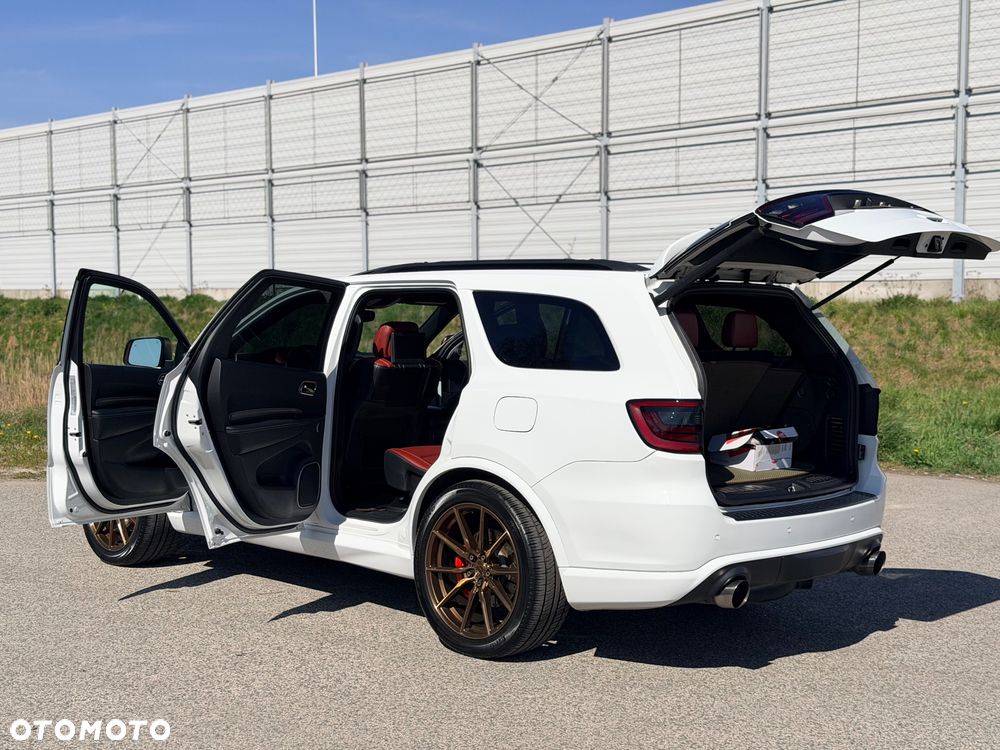 Dodge Durango 6.4 SRT - 12