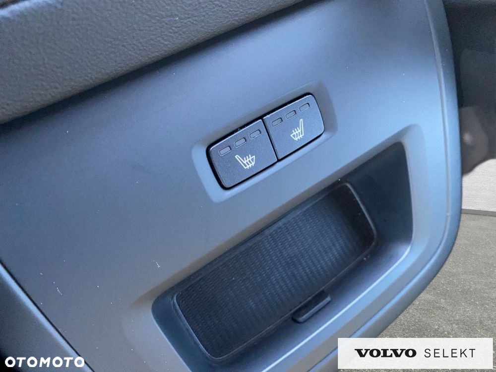 Volvo XC 60 - 25