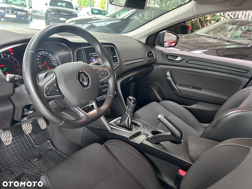 Renault Megane 1.3 TCe Zen - 11