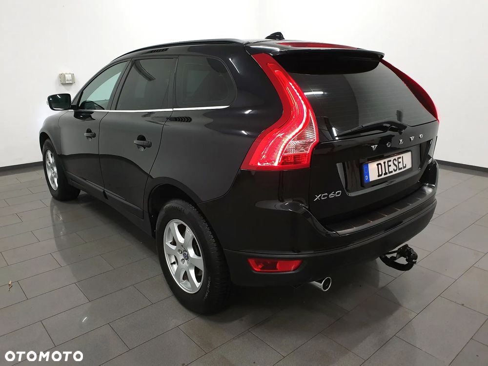 Volvo XC 60 - 4