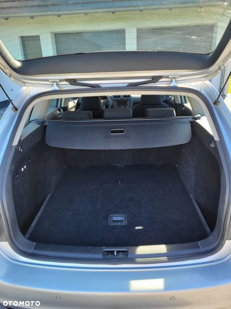 Volkswagen Golf - 5
