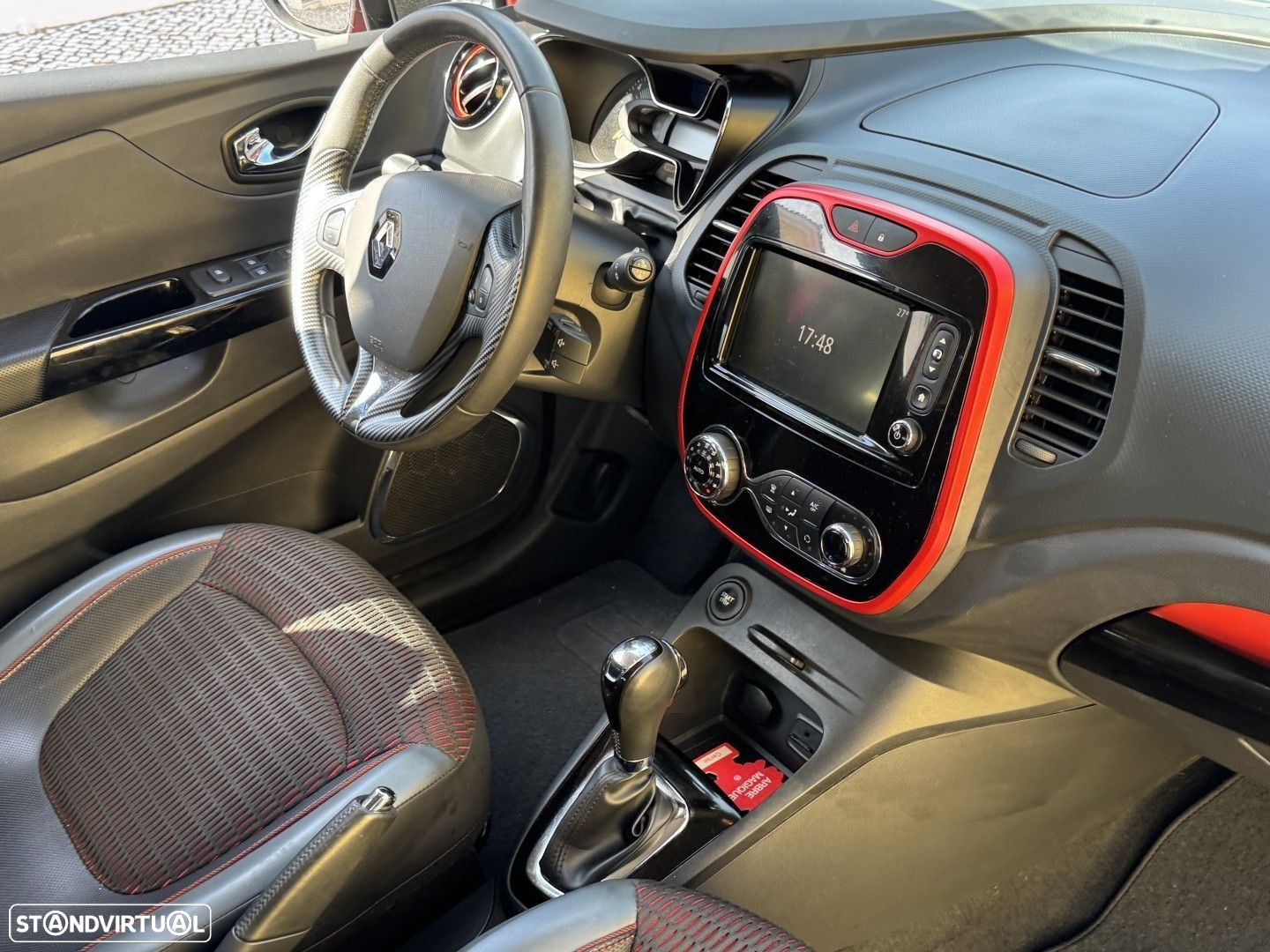 Renault Captur 1.2 TCe Exclusive EDC - 12