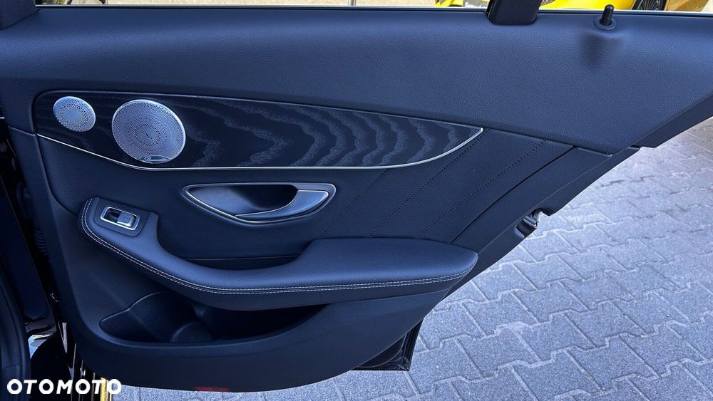 Mercedes-Benz Klasa C 200 9G-TRONIC - 25