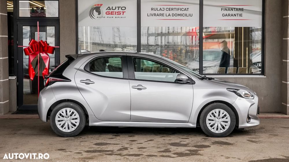 Toyota Yaris - 5