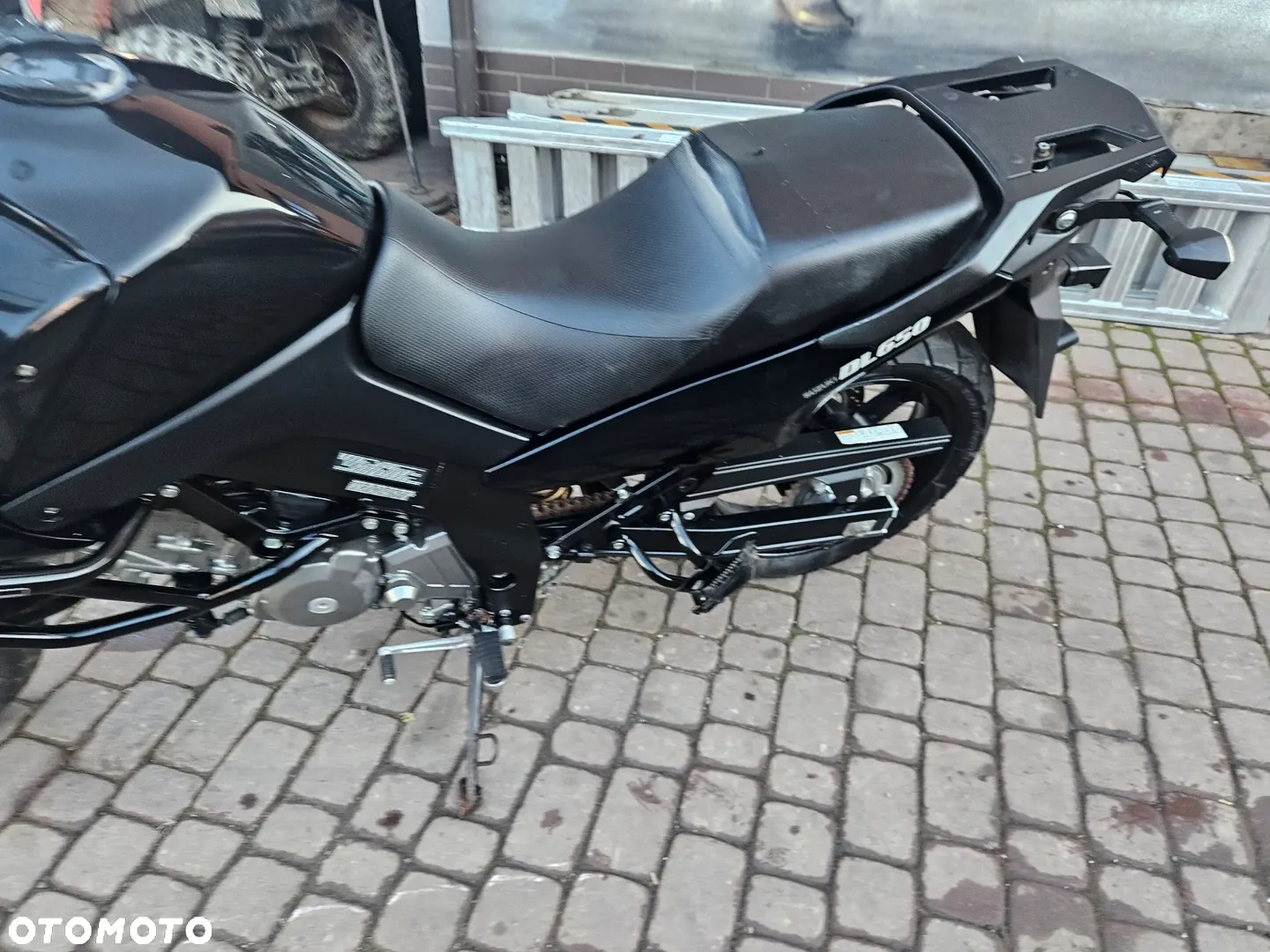Suzuki DL - 25