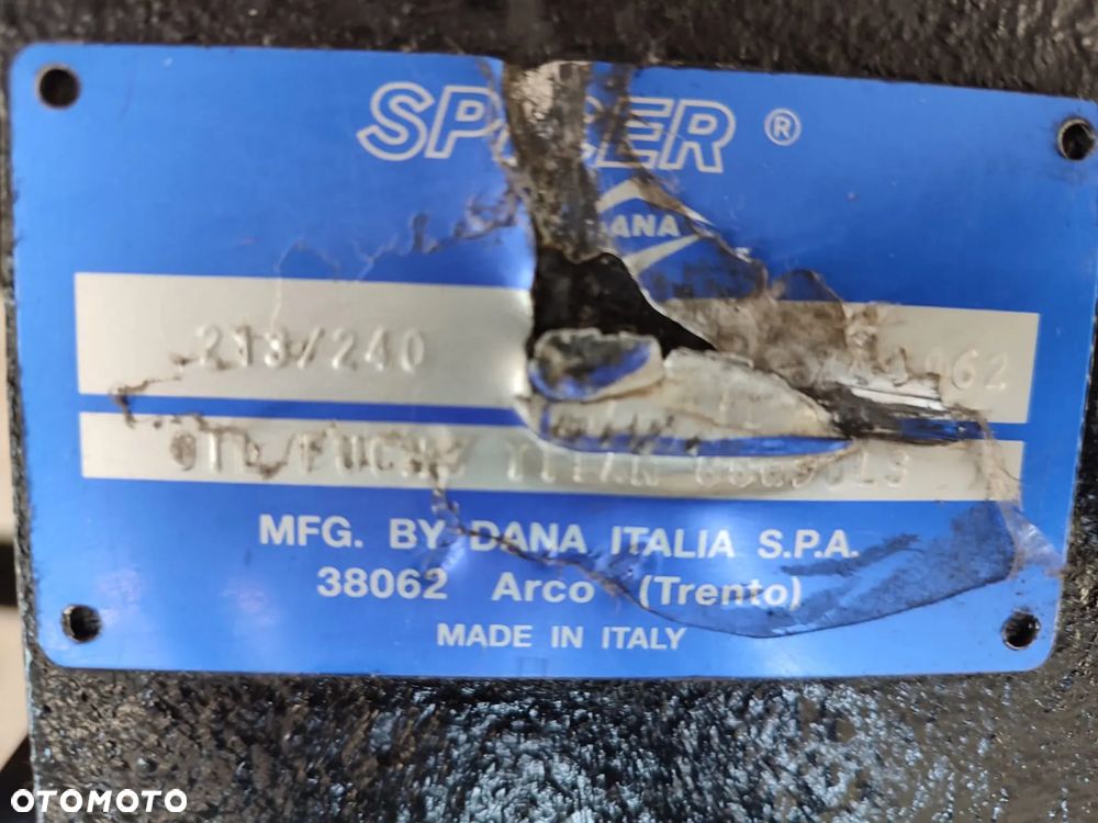 Obudowa osi napędowej 2130603361 JCB 550-80 - 9