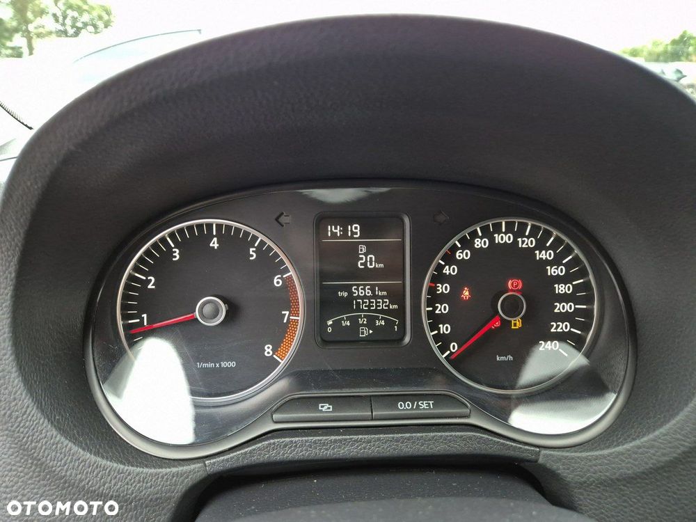 Volkswagen Polo 1.4 Comfortline - 16