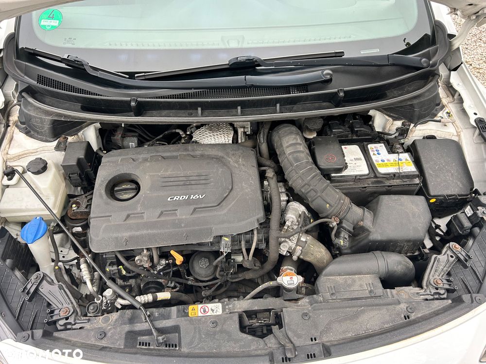 Hyundai i30 1.6 CRDi BlueDrive Premium - 25