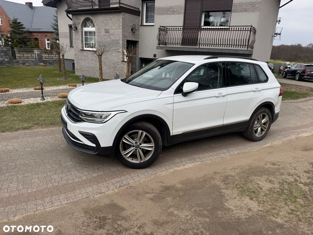 Volkswagen Tiguan 2.0 TDI SCR 4MotION DSG Elegance - 4