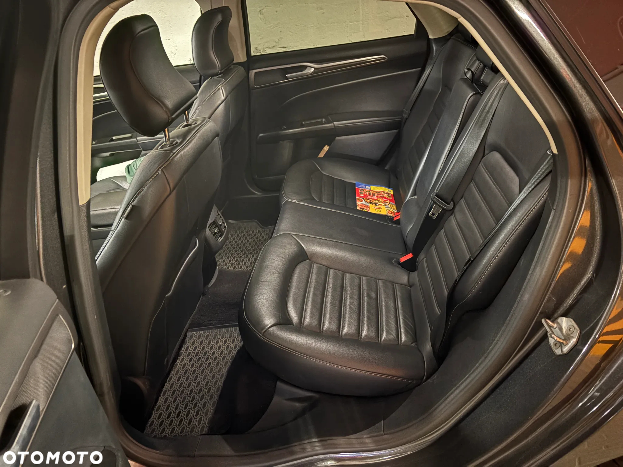 Ford Fusion 2.0 EcoBoost Titanium - 11