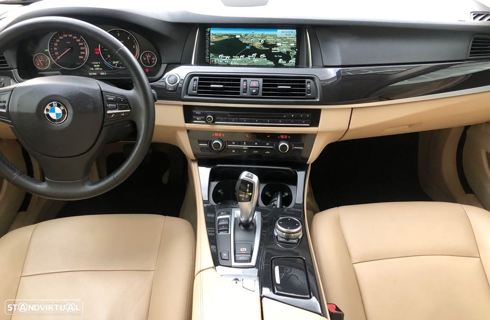 BMW 520 d Exclusive Auto 129g - 28