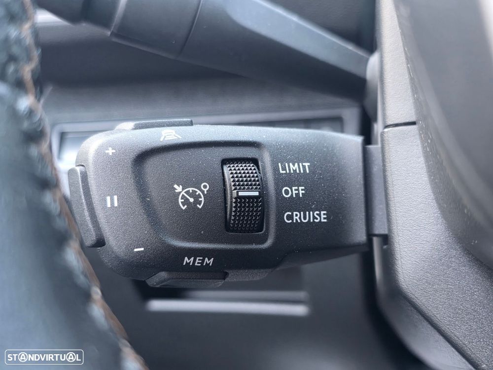 Peugeot 3008 1.2 PureTech GT - 18