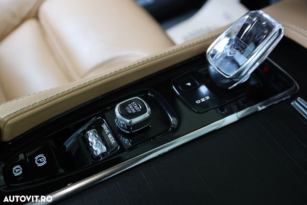 Volvo XC 90 T8 AWD Recharge Plus Bright - 30