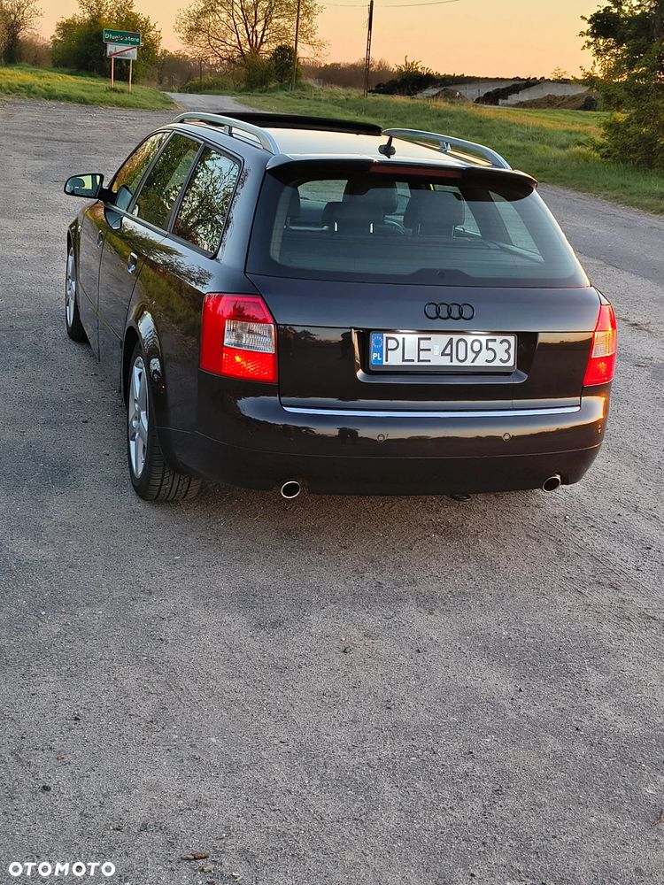 Audi A4 Avant 3 - 30