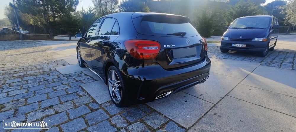 Mercedes-Benz A 180 - 4