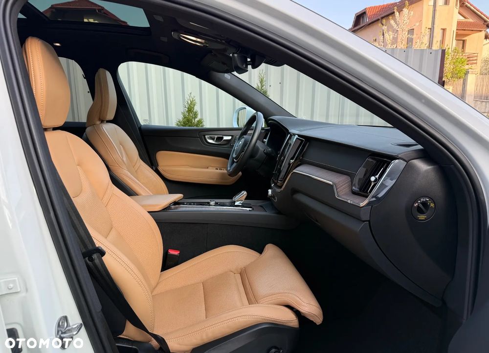 Volvo XC 60 B5 D AWD Geartronic Inscription - 12