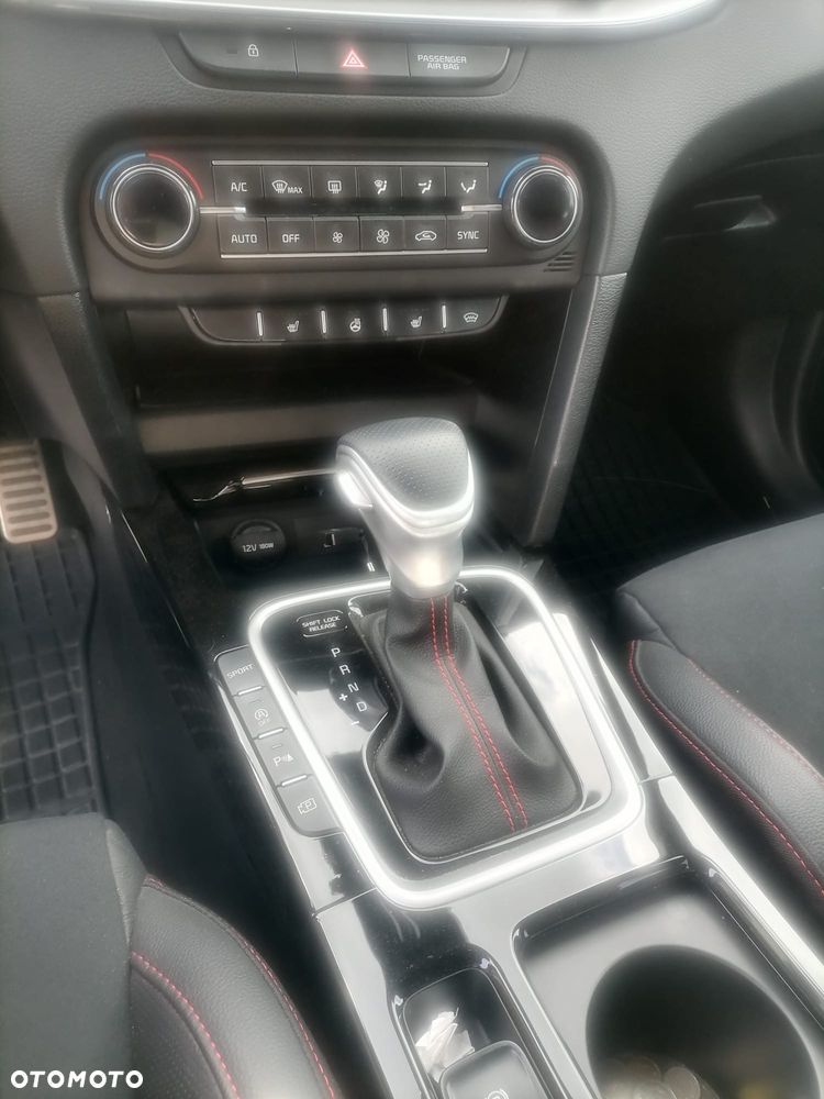 Kia ProCeed - 6